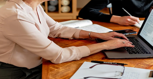 公司品牌戰(zhàn)略怎么規(guī)劃？制定考慮哪些內(nèi)容？