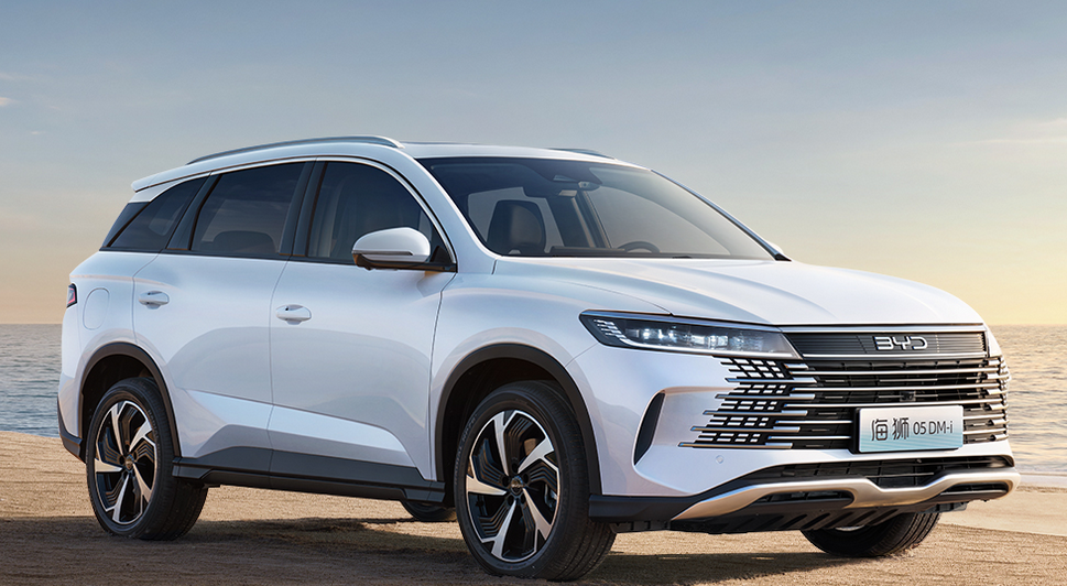 從跟隨到領(lǐng)先，比亞迪品牌定位全球前三，重塑國(guó)際競(jìng)爭(zhēng)力